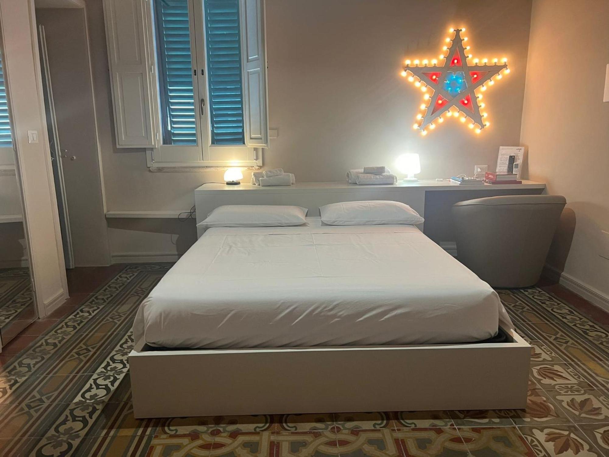 La Naca Della Taranta B&B Галатина Екстериор снимка
