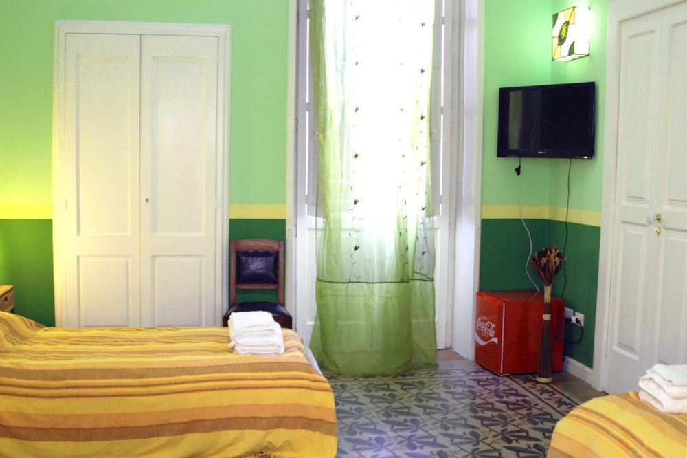 La Naca Della Taranta B&B Галатина Екстериор снимка