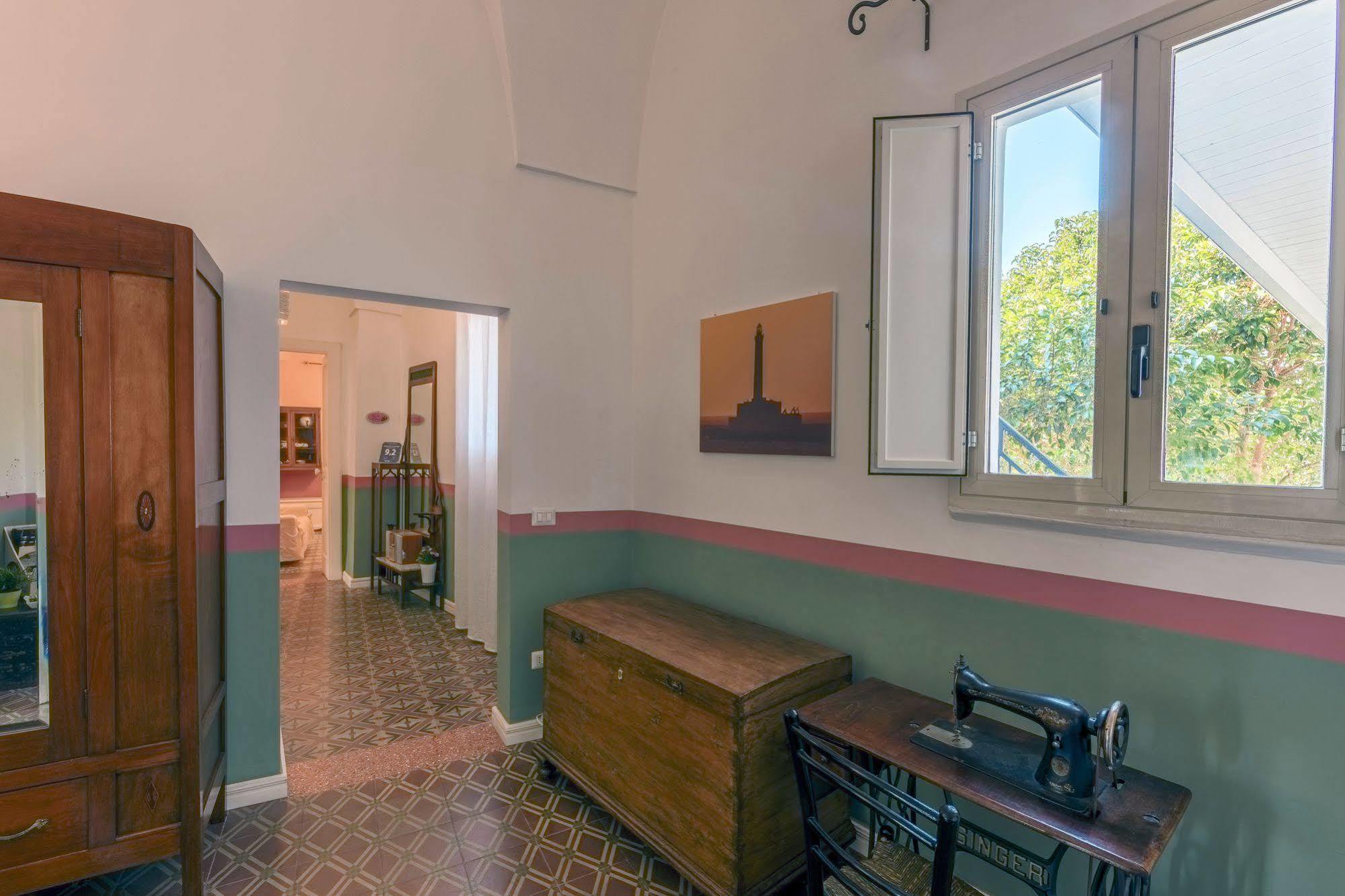 La Naca Della Taranta B&B Галатина Екстериор снимка