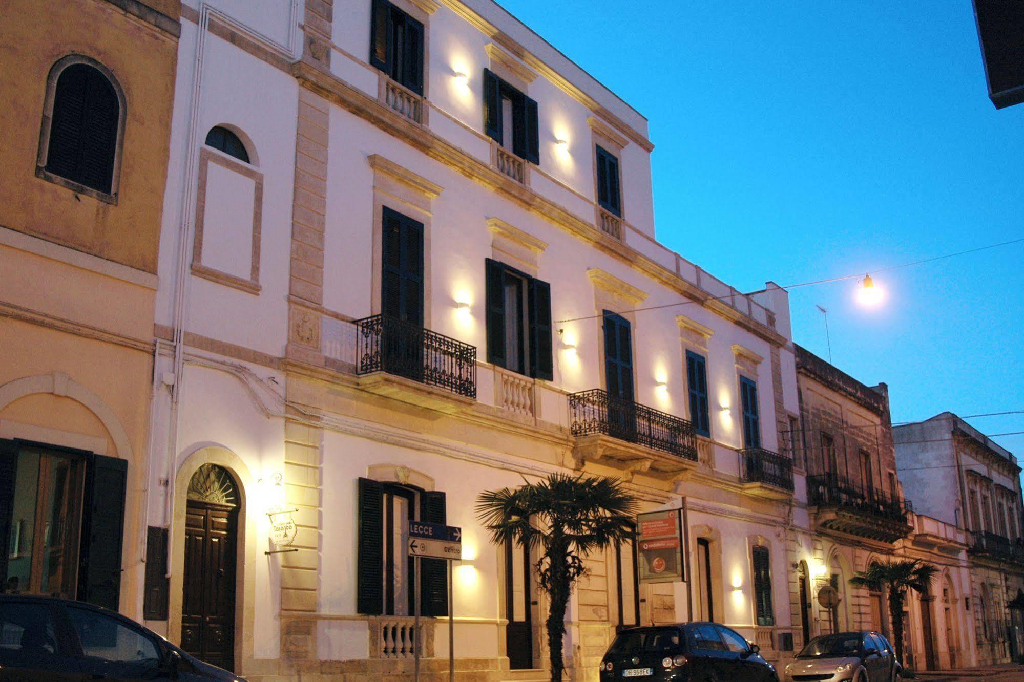 La Naca Della Taranta B&B Галатина Екстериор снимка